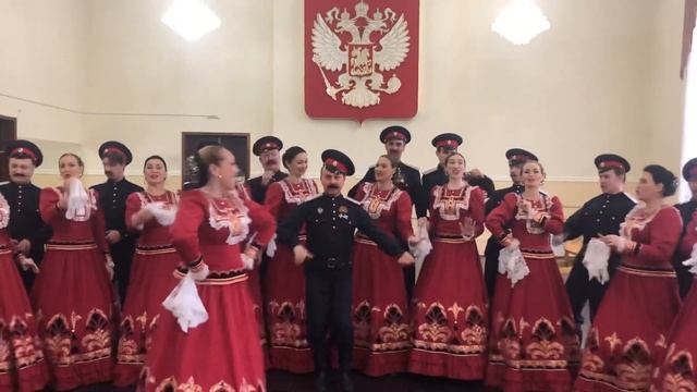 «Молодая молода, недогадливая»Ансамбль песни и пляски Донских казаков им A.Квасова. смотреть онлайн