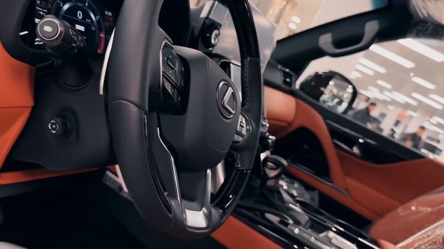 LEXUS LX600 VIP BLACK, в наличии в максимальной комплектации в г. Москва, автомобиль для стран СНГ