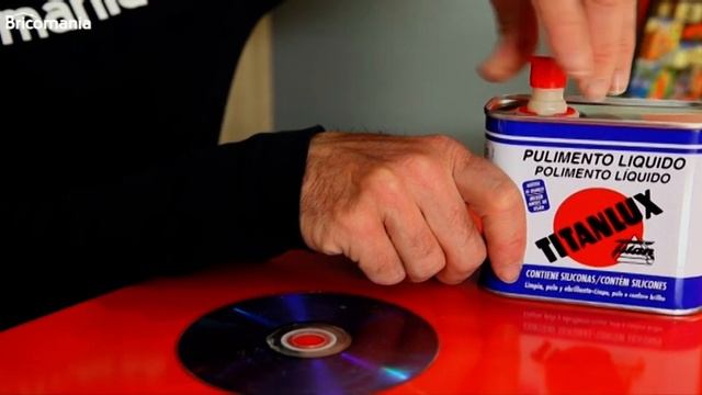 Cómo quitar arañazos o rayones de un CD o DVD - Bricomanía смотреть онлайн