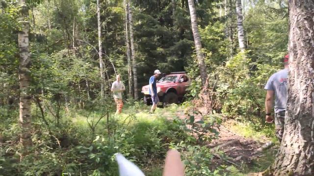 Доехали до памятника Подвиг разведчику. АКП полная воды смотреть онлайн