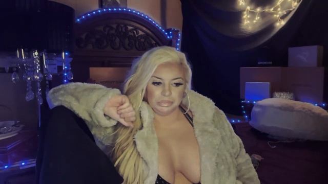 Webcam Model Story Time | First Night As A Webcam Model, Fake Tips, New Webcam Cam Model