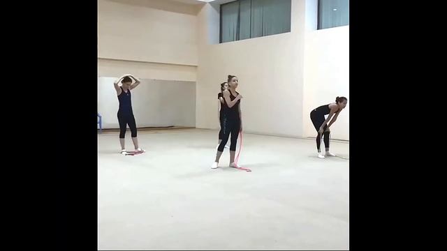 Разминка сборной Узбекистана Instagram @uzb group rg 14 09 2020 смотреть онлайн