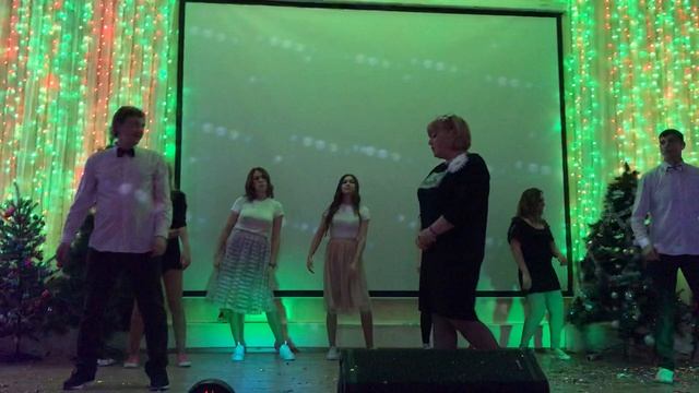 Мама, я танцую. Наш музыкальный номер смотреть онлайн