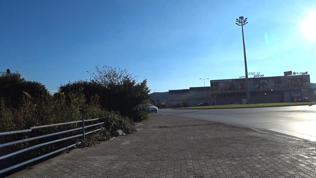 САМЫЙ БОЛЬШОЙ БАР В МИРЕ! Влог, Бар, Черногория / Бродим по городу / Зима 2020-2021 смотреть онлайн