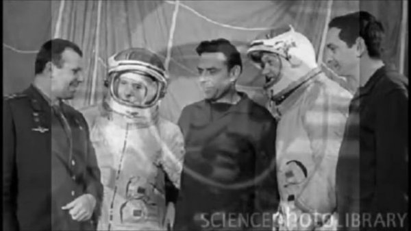 Vladímir M. Komarov - Homenaje