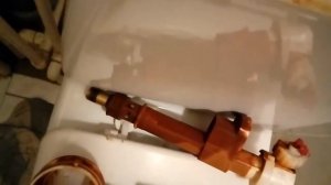 Как поменять арматуру,в сливном бачке.не снимая бачек