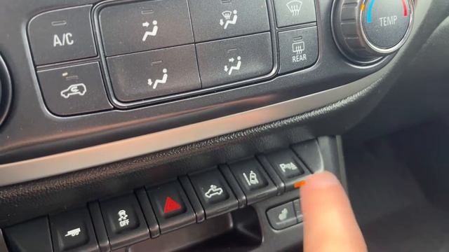 2019 Chevrolet Colorado 4WD LT Review смотреть онлайн