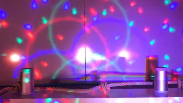 Bose Revolve in Stereo vs Denon ENVAYA 250 in Stereo - Sound Battle смотреть онлайн