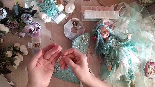 Крылья бабочки для куклы. Вышивка пайетками смотреть онлайн