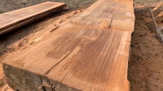 We make slabs from oak that has lain for 10 years in a log смотреть онлайн