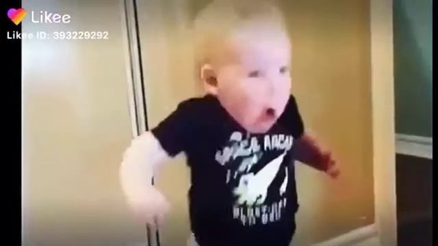 ЧУТЬ НЕ ОБКАКАЛСЯ смотреть онлайн