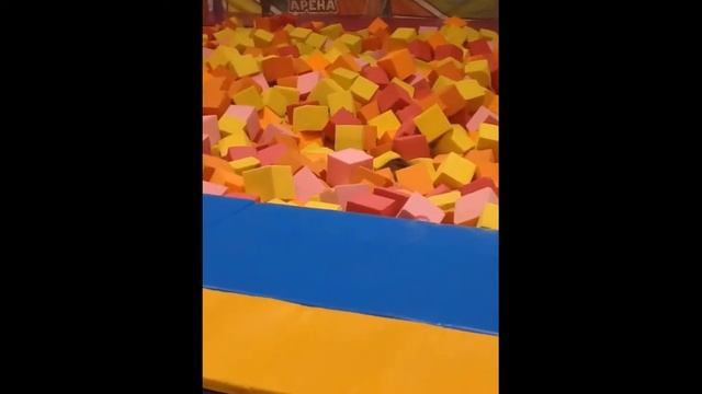 Мегаленд, Лабиринт и батутный парк, Красноярск смотреть онлайн
