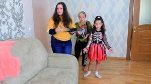 Новый ПОЖИРАТЕЛЬ на Хэллоуин ! Тима против зомби -тыквы!