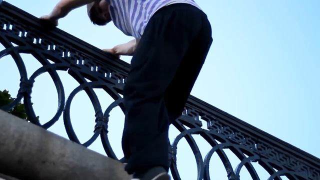 I live - I train.Parkour & Freerunning 2011 смотреть онлайн
