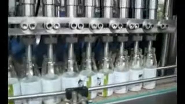Розлив в стеклянную бутылку смотреть онлайн