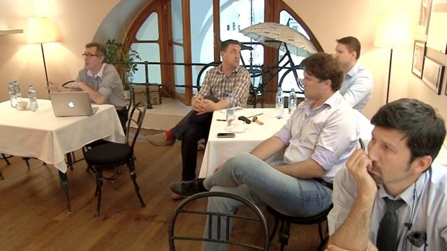 Урванцев Алексей "Бизнес завтрак" - "Отдел продаж - как автомат "Калашникова!" смотреть онлайн