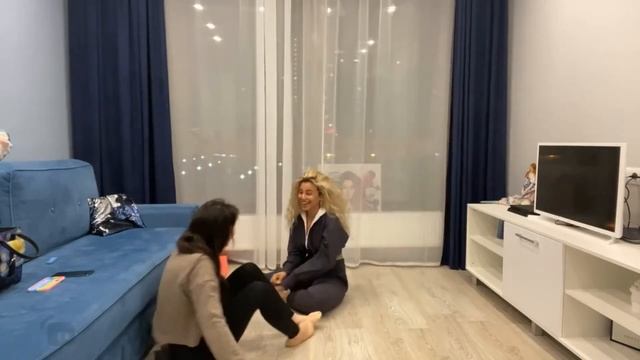 Екатзе растяжка с красивой тренершой уффф смотреть онлайн