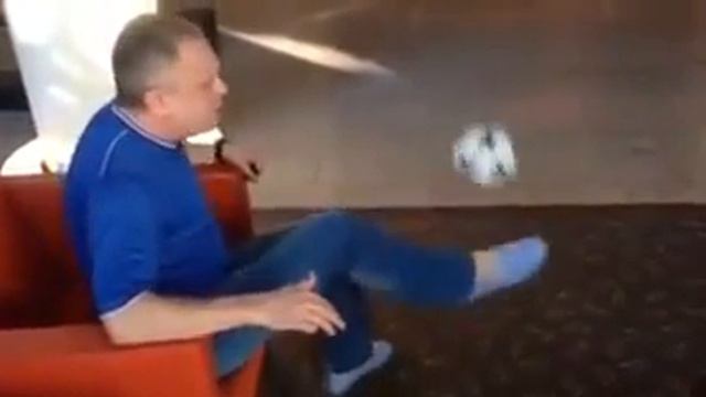 Суркис футболист смотреть онлайн