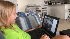 Начало нового учебного года - школа в США // Семейный влог Да, Америка! #55