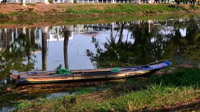 А вы хотели бы свалить из России? Рассказываю, где можно спокойно жить на 10 000 рублей в месяц смотреть онлайн
