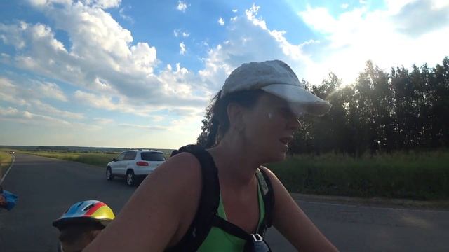 ВЕЛОТРИП! ВЫЖИВАНИЕ СЗАДИ ПЯТЁРОЧКИ... смотреть онлайн