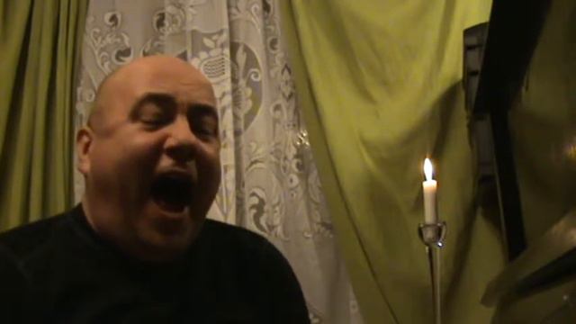Упражнение трёх гласных на 2 октавы. смотреть онлайн