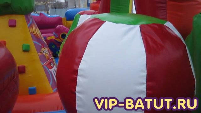 Надувной комплекс Затейники 4. часть 3 смотреть онлайн