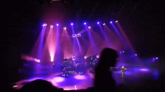 Patricia Kaas, "Ceux qui n*ont rien",Moscou, 13.12.2017 смотреть онлайн