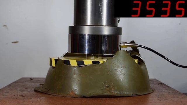 HYDRAULIC PRESS VS OLD AND MODERN ARMY HELMET смотреть онлайн