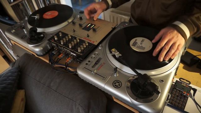 Dj Nawyku -Vestax PDX 2000 + Vestax PMC 05 Pro 2 - vinyl scratch freestyle смотреть онлайн