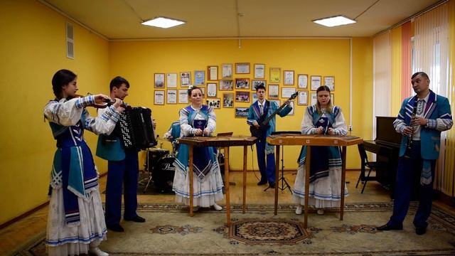 «Могилёвские наигрыши» МГКИ, ансамбль «Кросны». А. Олексів «Украинская фантазия» смотреть онлайн