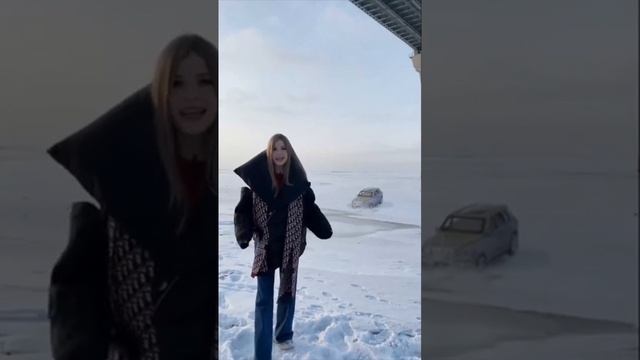 Утопила Rolls-Royce! Ютуб канал Victoria Portfolio #shorts #VictoriaPortfolio смотреть онлайн