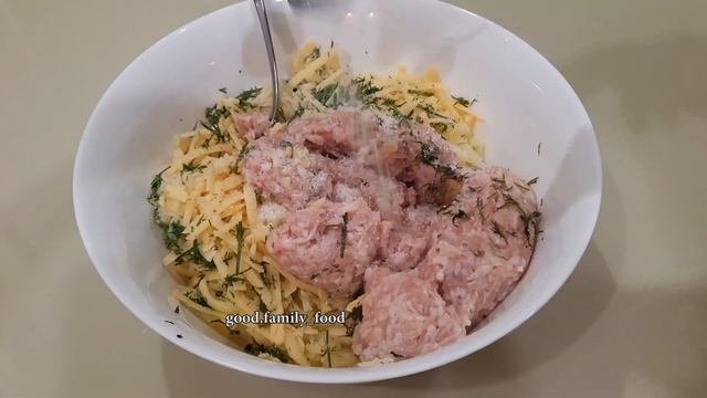 Классный пирог с мясом на тонком тесте