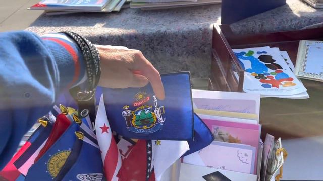 Ярд сейлы в Америке. Много русской тематики. смотреть онлайн