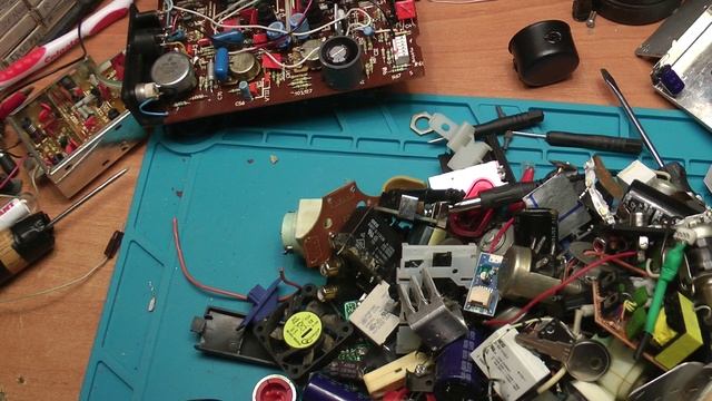 Вторая жизнь ОКЕАН 222 (чистка, ремонт и мод FM)_0003 смотреть онлайн