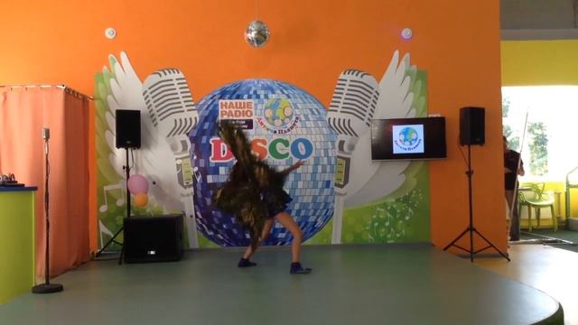 Алина Желтобрюхова - танец бабочки смотреть онлайн