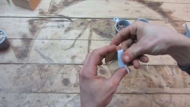 DIY. Отходы в доходы, или как сделать деревянные бусы и четки. смотреть онлайн