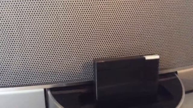 Bluetooth Adaptor for 30 PIN music docks смотреть онлайн