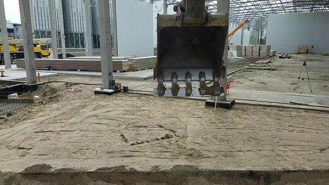 Копаю основание для дороги обычным ковшом смотреть онлайн