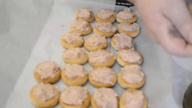Сушки с фаршем.Очень вкусная закуска. смотреть онлайн