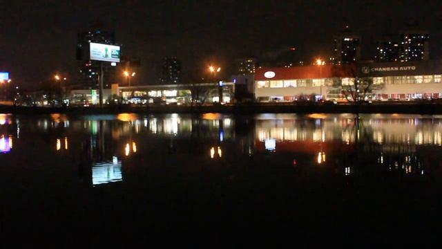 Вид на Реутов (техцентры и автосалоны) со стороны улицы Сталеваров (Canon 550D) смотреть онлайн