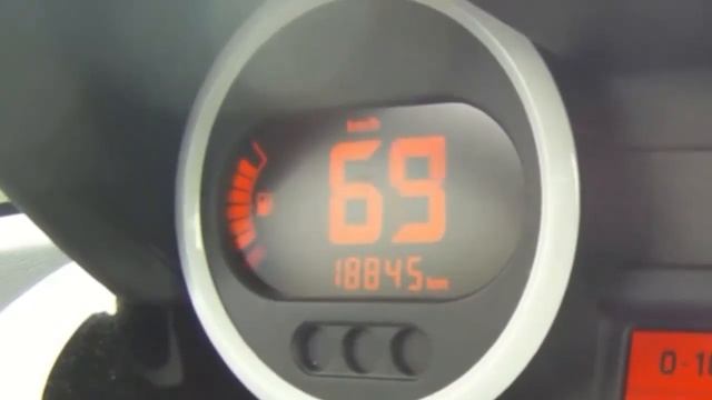 Renault Twingo RS, GT Acceleration/Beschleunigung 1.2 16v vs 1.6T vs 0.9Tce смотреть онлайн