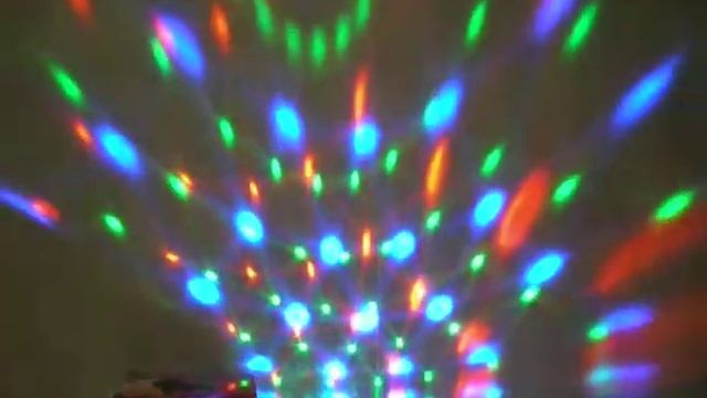Диско шар мини светомузыка Led Party Light с пультом смотреть онлайн