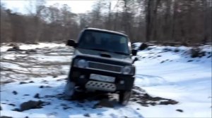 Джимник 0,7 турбо автомат.  Первый выезд в лес