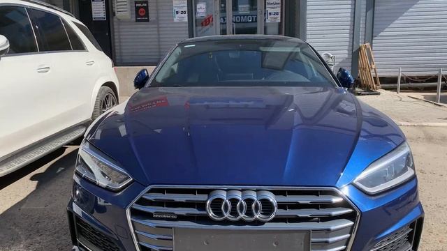 Audi A5 - оклейка кузова прозрачной матовой пленкой, бронирование фар Stek, оклейка крыши смотреть онлайн