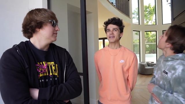 I Built Brent Rivera World's Largest Toilet! смотреть онлайн