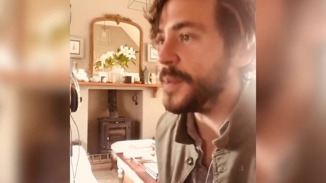 Jack Savoretti - Watching The Wheels (Lockdown Covers) смотреть онлайн
