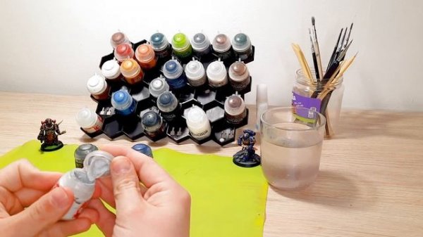 Уход за красками марки Citadel компании Games Workshop