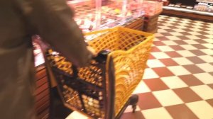 VLOG Закупили продуктов и ещё один подарок Наде