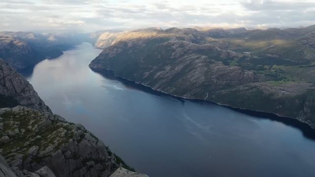 Муж повесил на нее большой кредит и бросил с двумя детьми. Но как же ловко она его получила... смотреть онлайн